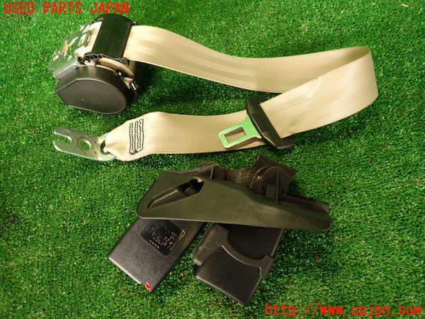 2UPJ-33587185]アウディ・A4(8KCDN)左2列目シートベルト 中古_m0002.jpg