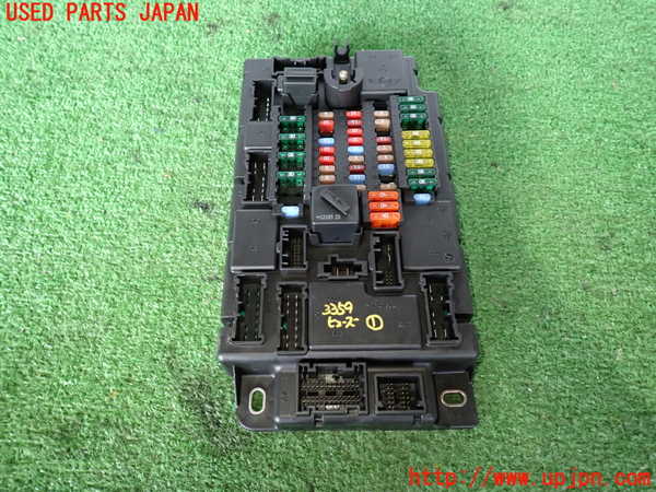 2UPJ-33596741]BMW ミニ(MINI)クーパーS(SV16)ヒューズボックス1 中古 (R56)_m0001.jpg