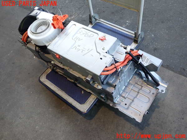 2UPJ-33606911]レクサス・HS250h(ANF10)ハイブリッドバッテリー1 中古_m0001.jpg