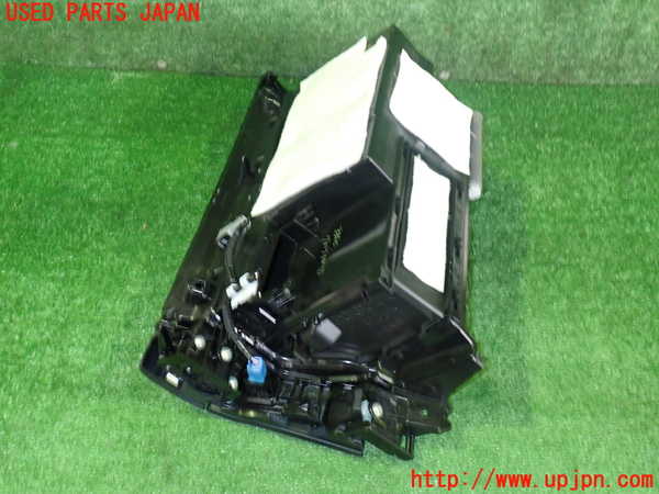2UPJ-33607516]レクサス・HS250h(ANF10)グローブボックス1 中古_m0004.jpg