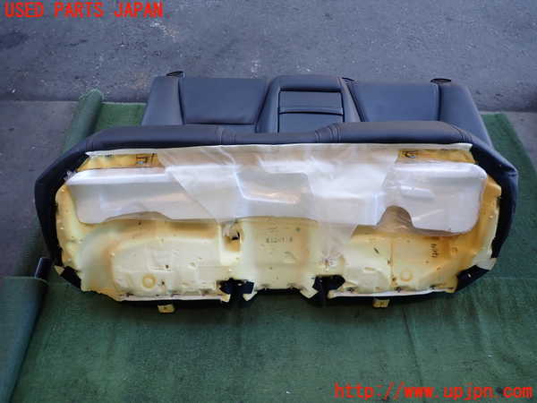 2UPJ-33607385]レクサス・HS250h(ANF10)リアシート 中古_m0004.jpg