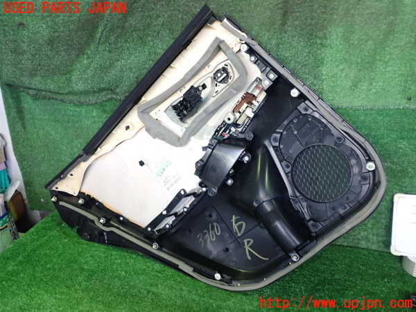 2UPJ-33601294]レクサス・HS250h(ANF10)右後ドア内張り 中古_m0004.jpg