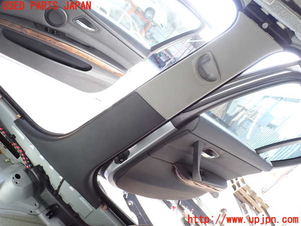 2UPJ-33617665]BMW 320i E90(VA20)右センターピラートリム 中古_m0001.jpg