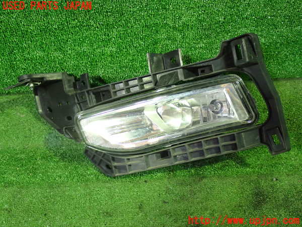 1UPJ-33621182]セレナ e-POWER(HFC27)左フォグ 中古_m0001.jpg