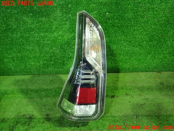 1UPJ-33621536]セレナ e-POWER(HFC27)左テールランプ 中古_m0001.jpg