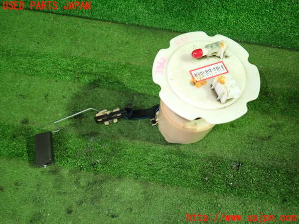 1UPJ-33622510]セレナ e-POWER(HFC27)燃料ポンプ 中古_m0001.jpg