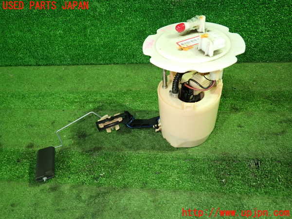 1UPJ-33622510]セレナ e-POWER(HFC27)燃料ポンプ 中古_m0002.jpg