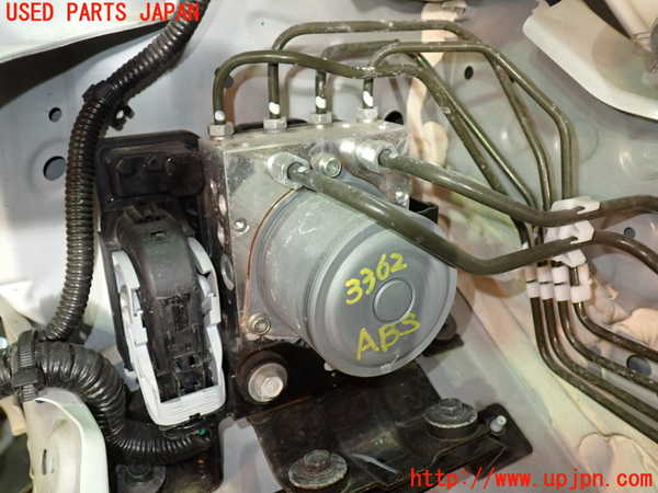 1UPJ-33624040]セレナ e-POWER(HFC27)ABSアクチュエーター 中古_m0001.jpg
