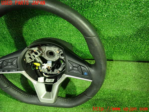 1UPJ-33627855]セレナ e-POWER(HFC27)ステアリングホイール 中古_m0002.jpg