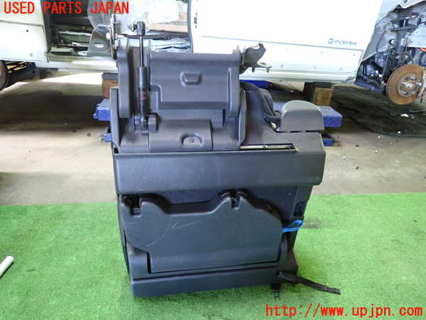 1UPJ-33627265]セレナ e-POWER(HFC27)左3列目シート 中古_m0005.jpg