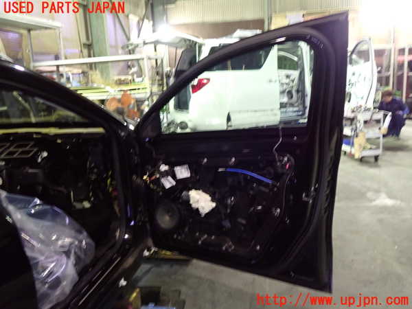 1UPJ-33631230]ベンツ GLA180(156942)(X156)右前ドア 中古(43R-001565 M540)_m0004.jpg