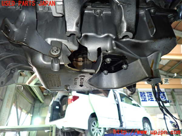 1UPJ-33632010]ベンツ GLA180(156942)(X156)エンジン 270 中古_m0002.jpg