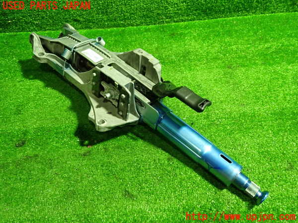 5UPJ-33634260]ベンツ GLA180(156942)(X156)ステアリングシャフト 中古_m0001.jpg