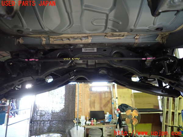 1UPJ-33635445]ベンツ GLA180(156942)(X156)リアスタビライザー 中古_m0001.jpg