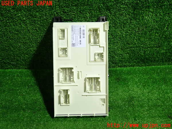 1UPJ-33636146]ベンツ GLA180(156942)(X156)コンピューター1 中古_m0001.jpg