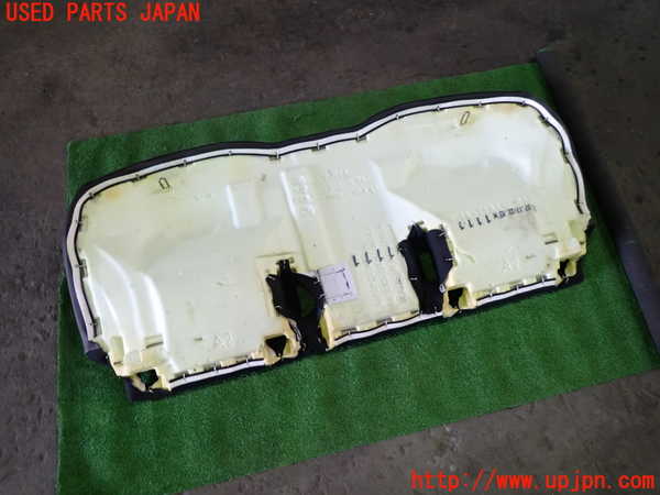 1UPJ-33637385]ベンツ GLA180(156942)(X156)リアシート 中古_m0002.jpg