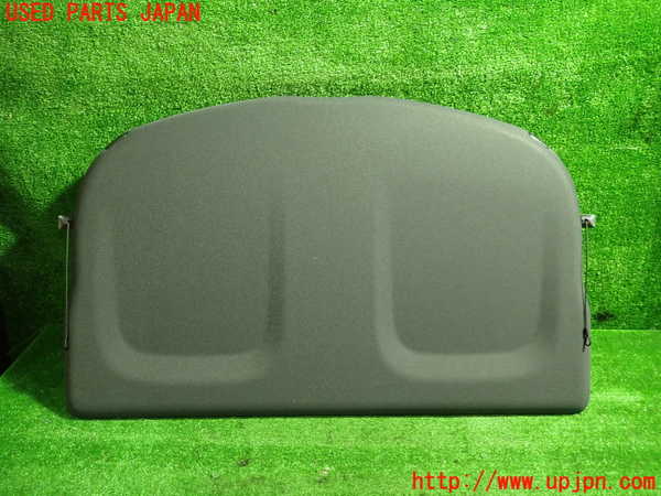 1UPJ-33637761]ベンツ GLA180(156942)(X156)トノカバー1 中古_m0001.jpg