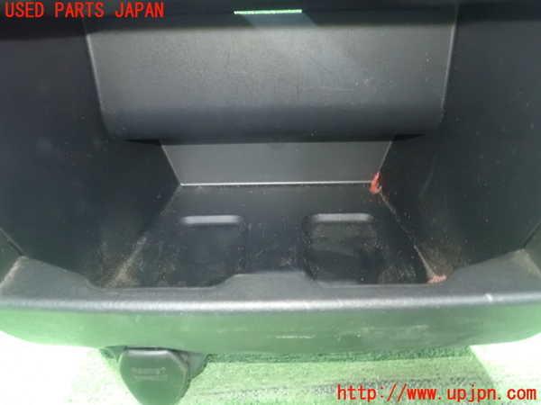 5UPJ-33647842]パジェロミニ(H58A)小物入れ2 中古_m0002.jpg