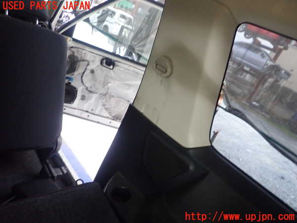 1UPJ-33647675]パジェロミニ(H58A)右リアピラートリム 中古_m0002.jpg