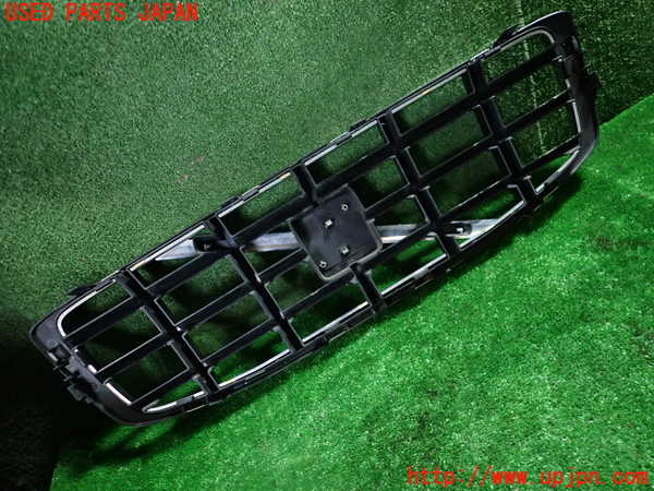 1UPJ-33661050]ボルボ・XC70(BB6324XC)ラジエターグリル 中古_m0004.jpg