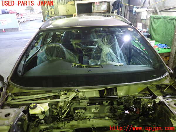 1UPJ-33661195]ボルボ・XC70(BB6324XC)フロントガラス 中古 43R-00027_m0001.jpg