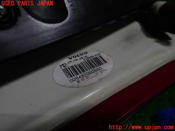 1UPJ-33661550]ボルボ・XC70(BB6324XC)右リアフィニッシャー 中古_m0004.jpg