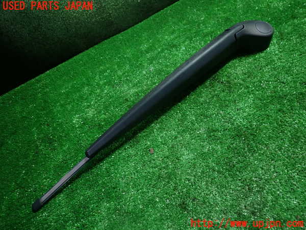 1UPJ-33661661]ボルボ・XC70(BB6324XC)リアワイパーアーム1 中古_m0001.jpg