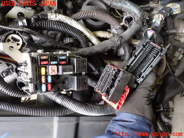 1UPJ-33662010]ボルボ・XC70(BB6324XC)エンジン B6324 4WD 中古_m0003.jpg