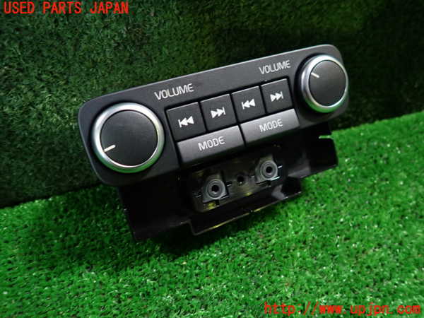 1UPJ-33666309]ボルボ・XC70(BB6324XC)スイッチ4 オーデイオ 中古_m0001.jpg