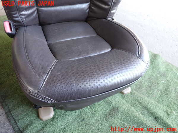 1UPJ-33667065]ボルボ・XC70(BB6324XC)助手席シート 中古_m0003.jpg