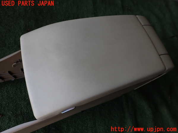 1UPJ-33667540]ボルボ・XC70(BB6324XC)センターコンソール 中古_m0003.jpg