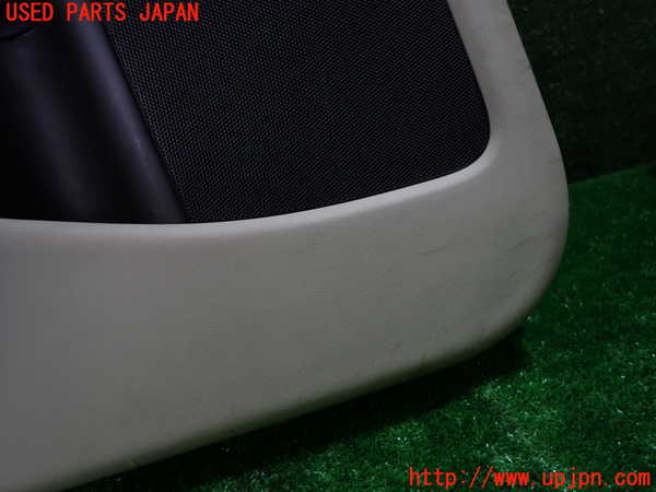 1UPJ-33661324]ボルボ・XC70(BB6324XC)左後ドア内張り 中古_m0004.jpg
