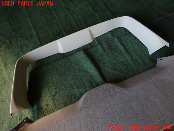 1UPJ-33661578]ボルボ・XC70(BB6324XC)バックドア内張り 中古_m0002.jpg