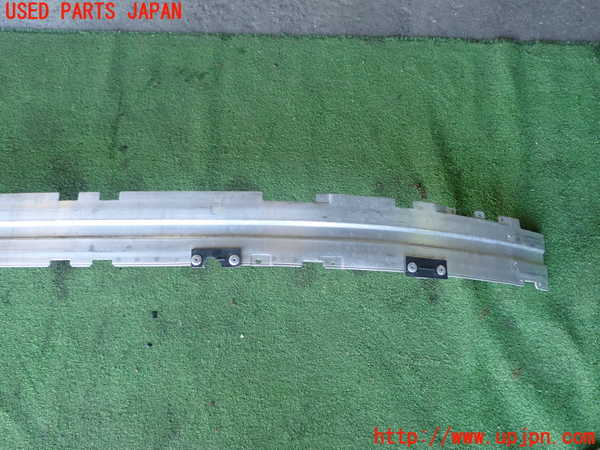 1UPJ-33671014]BMW 525i(NE25)E60フロントバンパーホースメント 中古_m0002.jpg