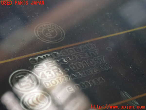 1UPJ-33671560]BMW 525i(NE25)E60リアガラス 43R-001057 中古_m0002.jpg