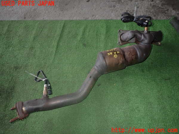 1UPJ-33672041]BMW 525i(NE25)E60エキマニ1 中古_m0001.jpg