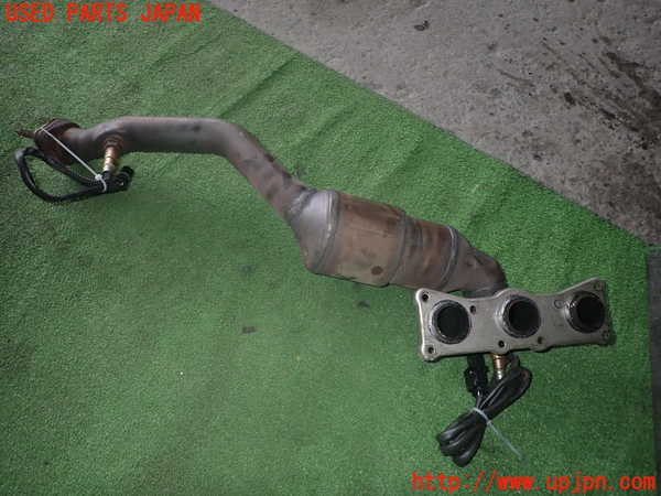 1UPJ-33672041]BMW 525i(NE25)E60エキマニ1 中古_m0002.jpg