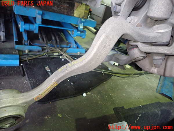 1UPJ-33675320]BMW 525i(NE25)E60左フロントテンションロッド 中古_m0001.jpg
