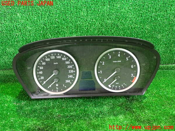 1UPJ-33676170]BMW 525i(NE25)E60スピードメーター 中古_m0001.jpg
