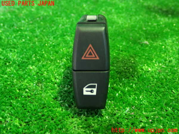 1UPJ-33676290]BMW 525i(NE25)E60ハザードスイッチ 中古_m0001.jpg