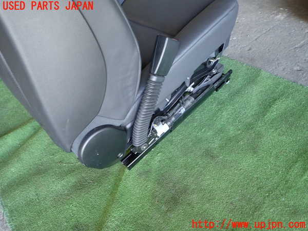 1UPJ-33677065]BMW 525i(NE25)E60助手席シート 中古_m0004.jpg