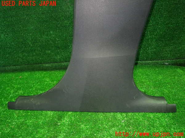 1UPJ-33677665]BMW 525i(NE25)E60右センターピラートリム 中古_m0002.jpg