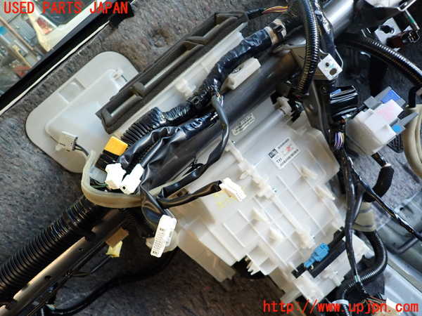 2UPJ-33686081]ノート NISMO(E12)エバポレーター1 中古_m0001.jpg