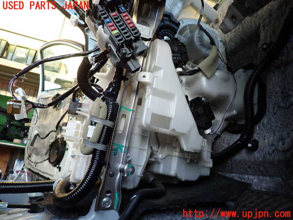 2UPJ-33686081]ノート NISMO(E12)エバポレーター1 中古_m0002.jpg