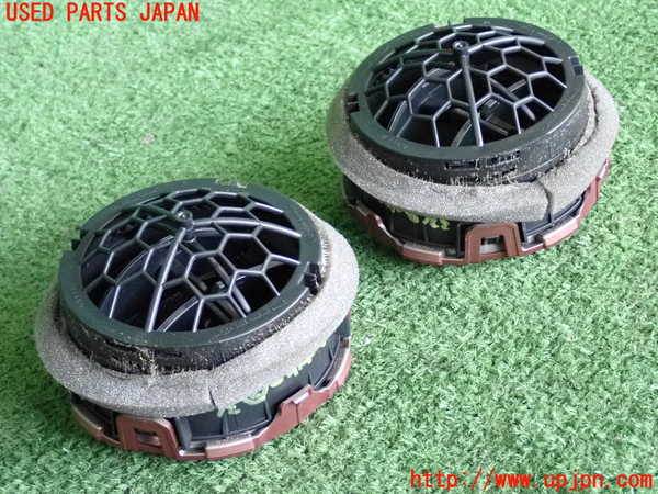 2UPJ-33687528]ノート NISMO(E12)エアコン吹き出し口3 (真中) 中古_m0003.jpg