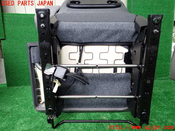 5UPJ-33697035]ワゴンR スマイル(MX91S)運転席シート 中古_m0005.jpg