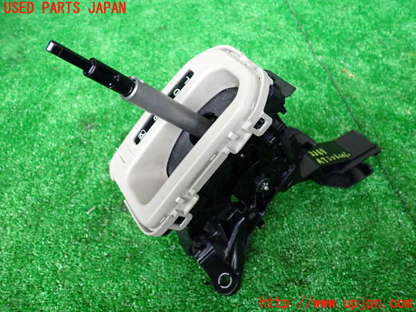 1UPJ-33697555]ワゴンR スマイル(MX91S)ATシフトレバー 中古_m0001.jpg