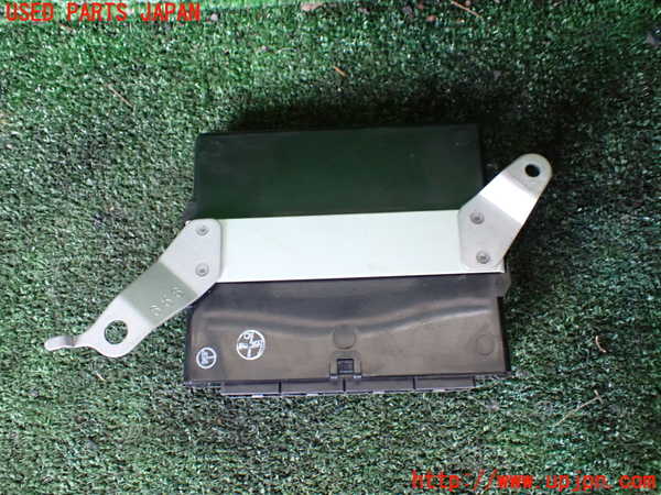 1UPJ-33706125]アルファードハイブリッド(ATH20W)ABSコンピューター 中古_m0003.jpg