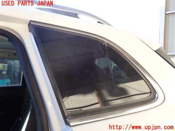 1UPJ-33721382]ジープ・チェロキー(KL32)左クォーターガラス MOPAR M-129 中古_m0001.jpg