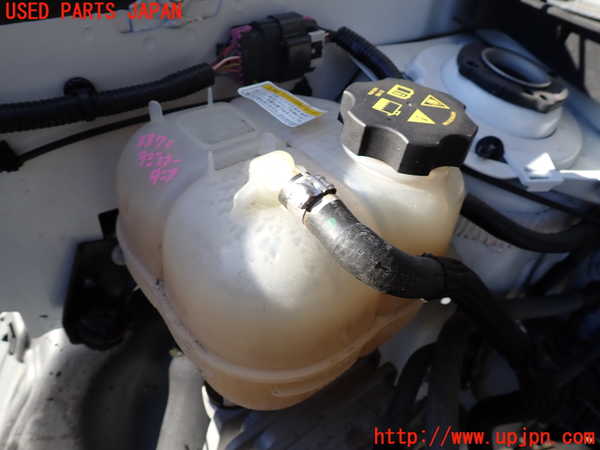 1UPJ-33722410]ジープ・チェロキー(KL32)ラジエータータンク 中古_m0001.jpg